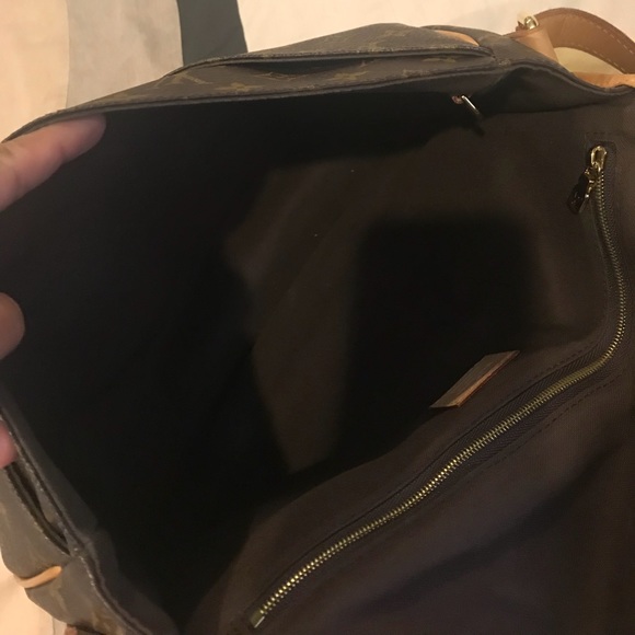 SOLD!!! Authentic LV Menilmontant Mm - Picture 2 of 7